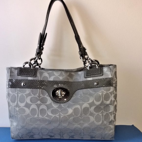 Vintage Coach Signature Penelope F16540 Handbag - Picture 7 of 16